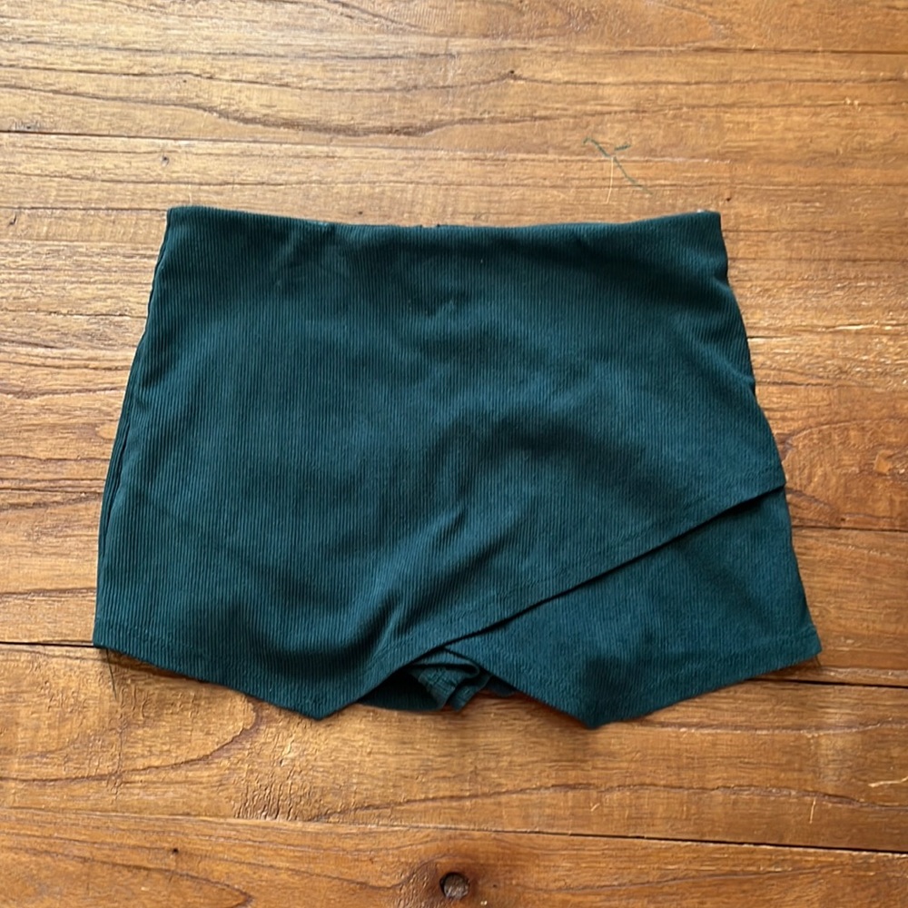 forest green ribbed mini skort